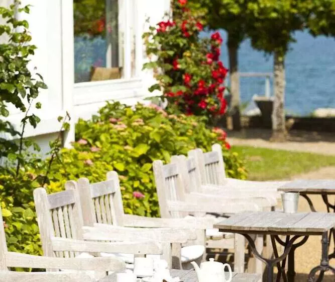 Le Grand Hotel Des Bains & Spa Bretagne