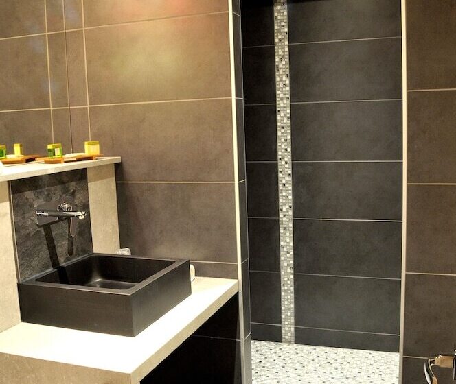 فندق Hôtel Logis Restaurant La Fontaine