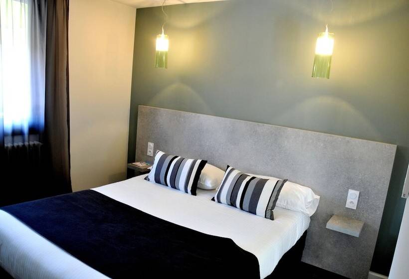 فندق Hôtel Logis Restaurant La Fontaine