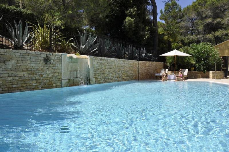 فندق Hôtel Omega