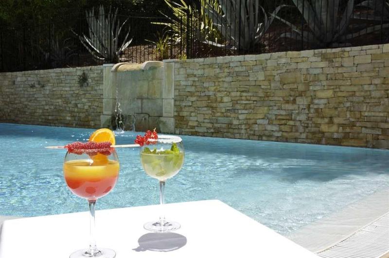 فندق Hôtel Omega