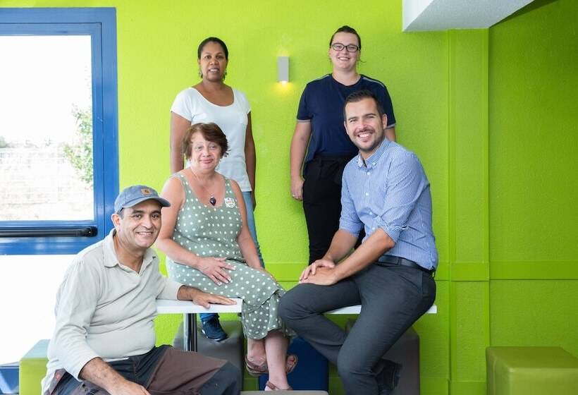 בית מלון כפרי Ibis Budget Lyon Est Chaponnay