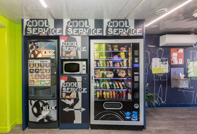 בית מלון כפרי Ibis Budget Lyon Est Chaponnay