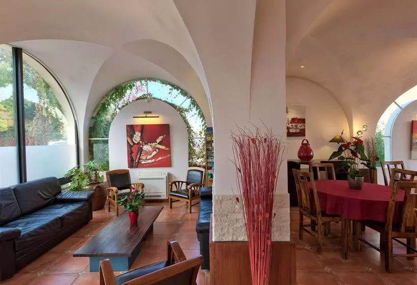 ホテル Dauphin Blanc