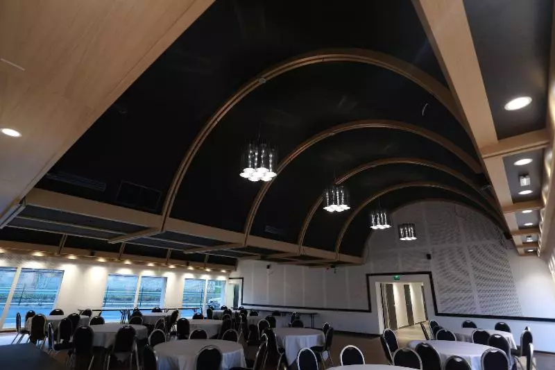 Le Konine Hotel & Bar & Restaurant