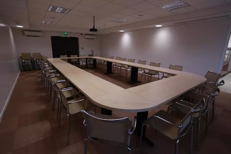 Le Konine Hotel & Bar & Restaurant