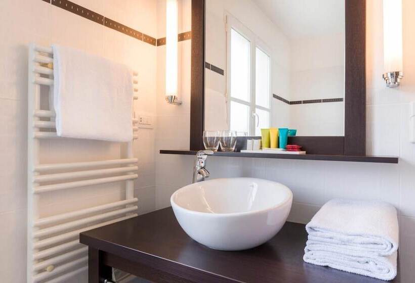 Hotel Le Plessis Grand