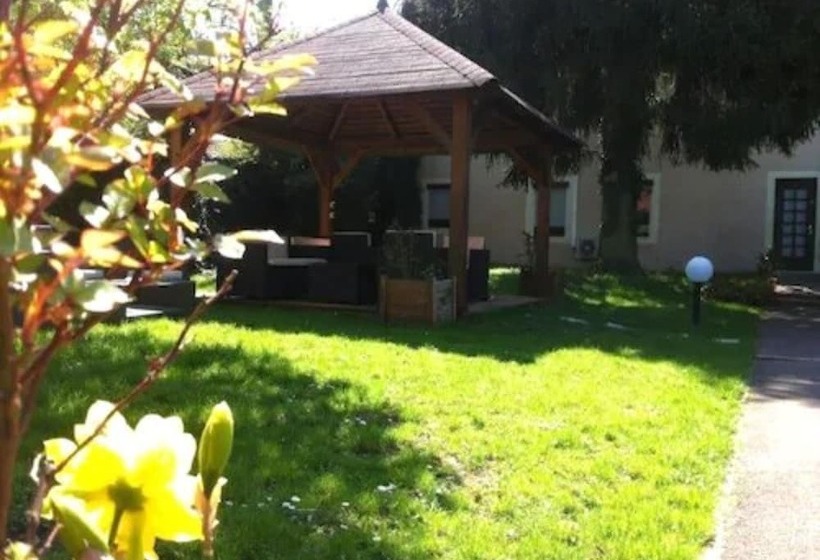 בית מלון כפרי Les Tilleuls Montbeliard Sud Audincourt