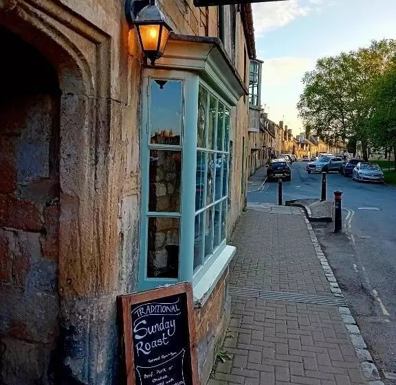 فندق The Red Lion