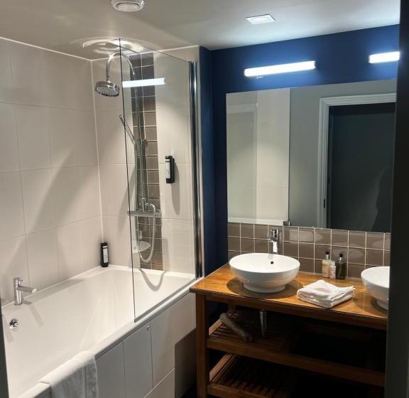 בית מלון כפרי The Marquis Of Granby