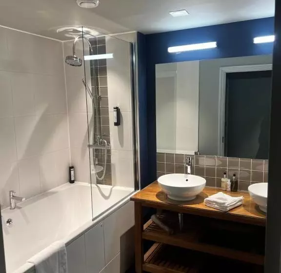 בית מלון כפרי The Marquis Of Granby