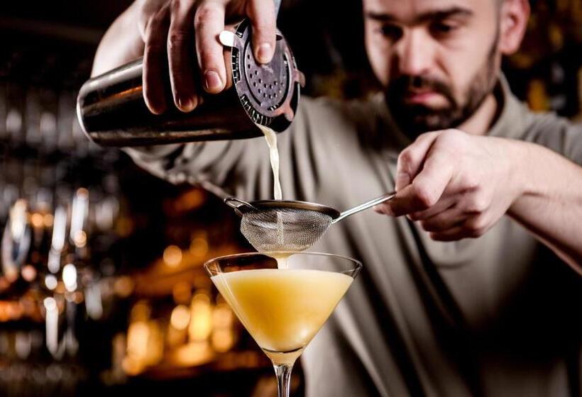 בית מלון כפרי The Marquis Of Granby