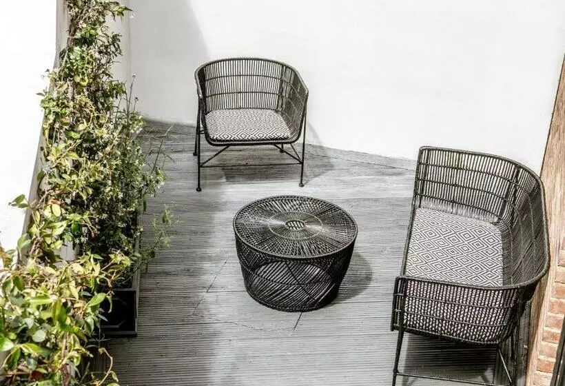 בית מלון כפרי The Marquis Of Granby