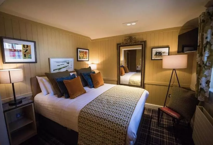 בית מלון כפרי The Marquis Of Granby