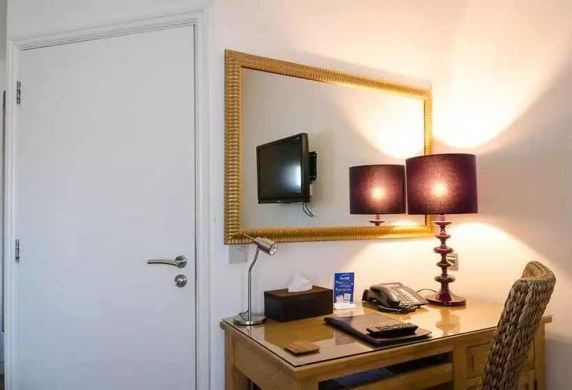 فندق The Old House At Home