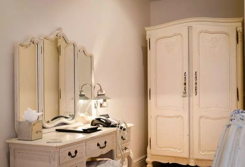 فندق The Old House At Home