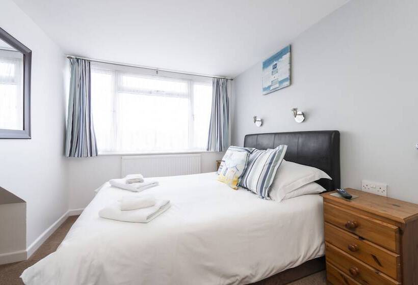 فندق The Pebbles   Adults Only