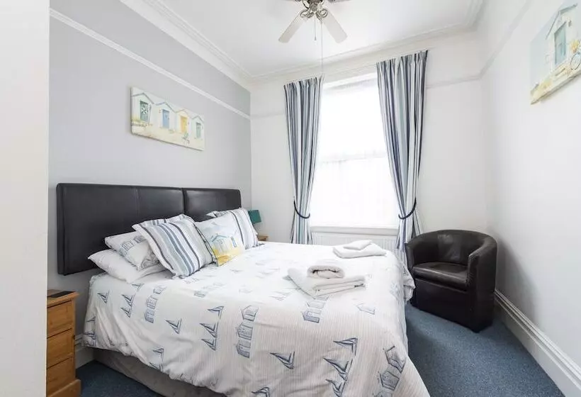 Hotel The Pebbles Adults Only