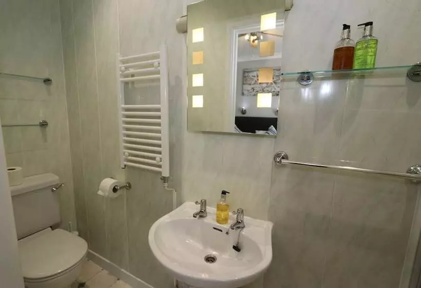 Hotel The Pebbles Adults Only