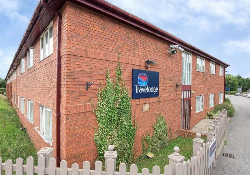 فندق Travelodge Northampton Wootton
