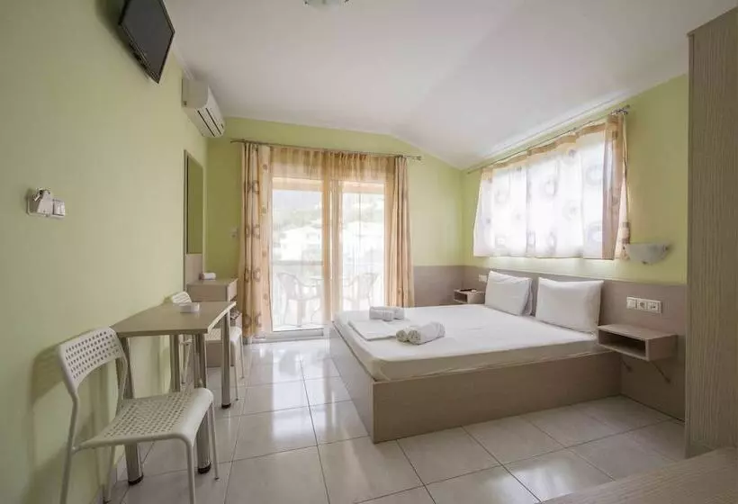 Kanali Village Parga