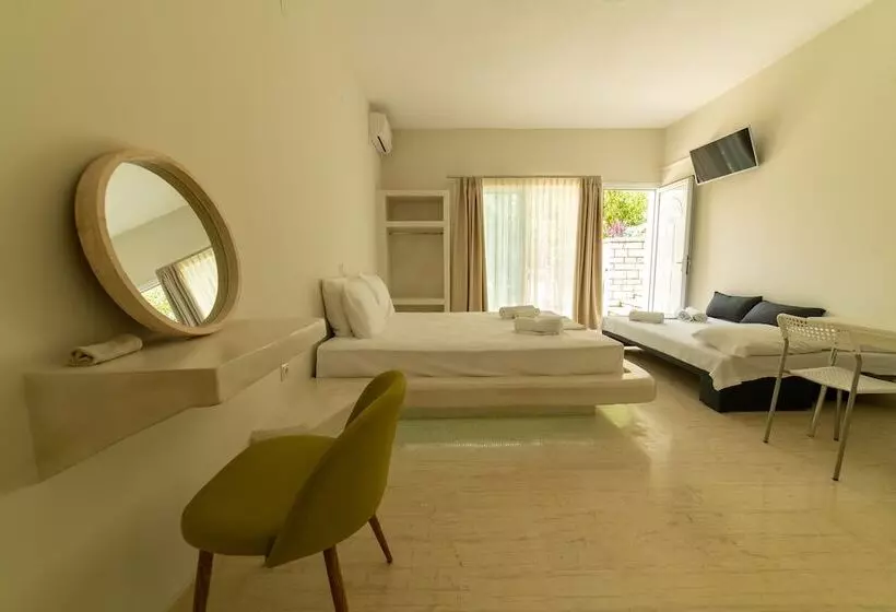 Kanali Village Parga