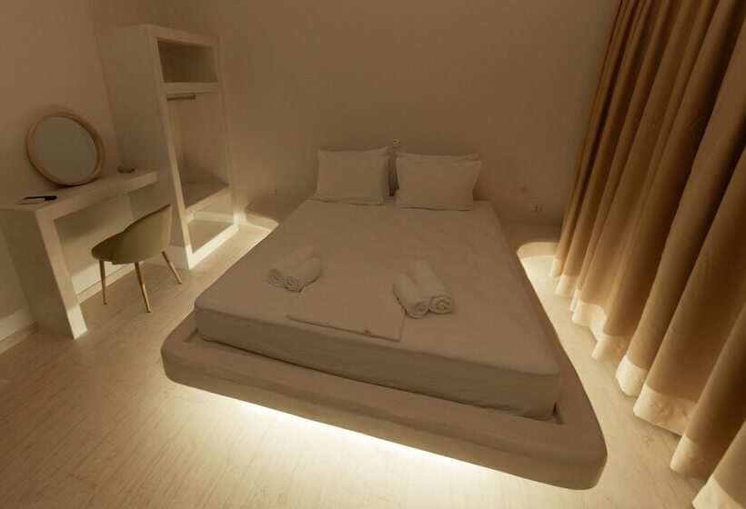 Kanali Village Parga