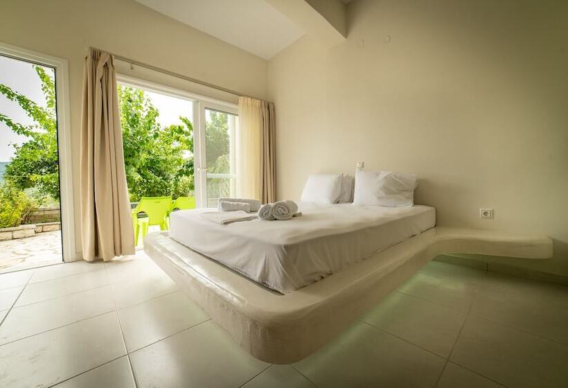 Kanali Village Parga