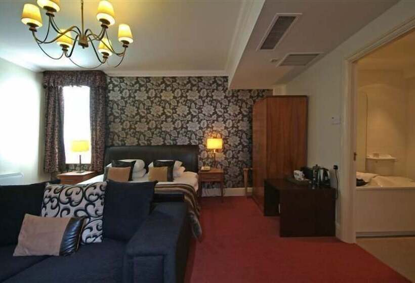 Wheatsheaf Hotel By Chef & Brewer Collection