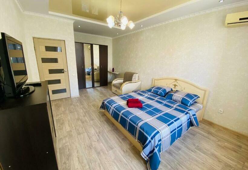 элитная квартира в центре города. рядом керуенсити