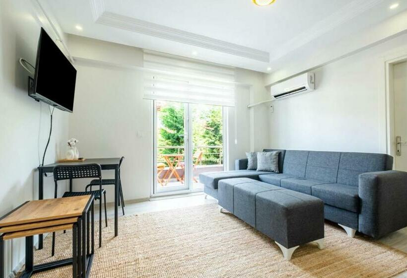Charming Flat With Balcony In Sapanca Sakarya