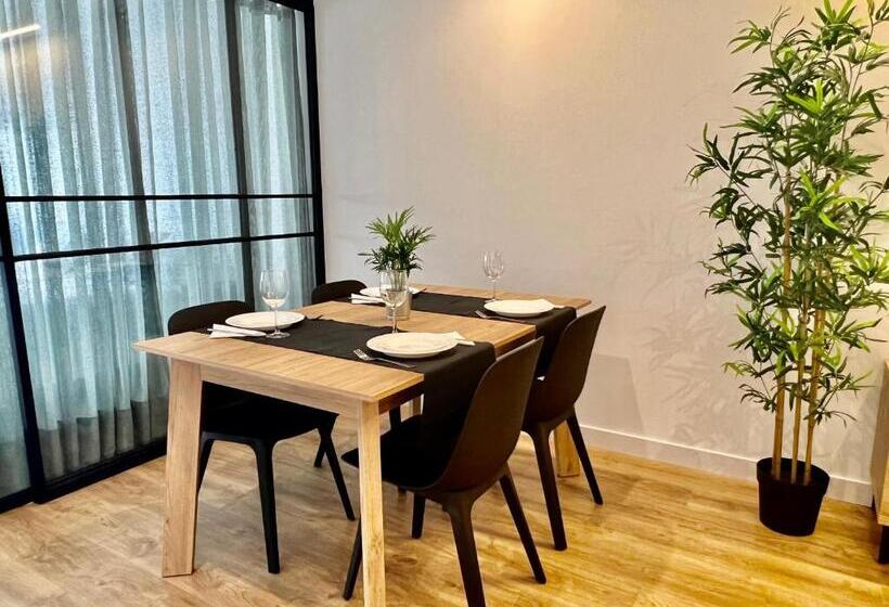 Piso Exclusivo En Vigo Céntrico, Negocios, Confort