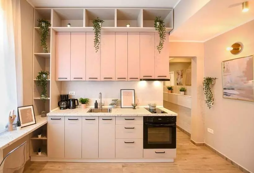 Sweet Blossom   Lovely 1br Apt In The City Center