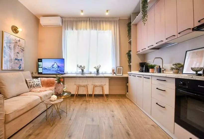 Sweet Blossom   Lovely 1br Apt In The City Center