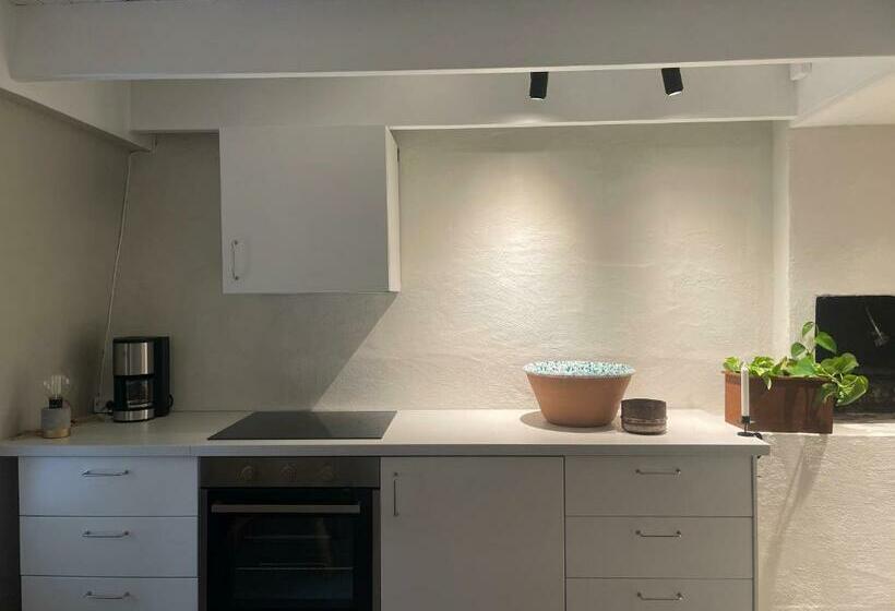 Two Bedroom, Newly Renovated, Garden Apartment, Gärsnäs österlen