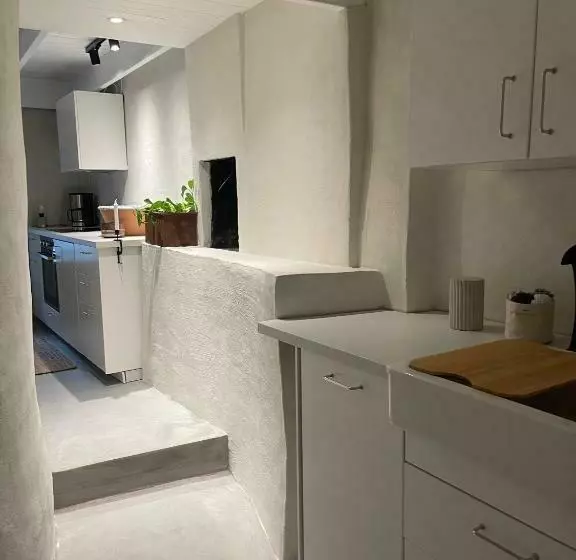 Two Bedroom, Newly Renovated, Garden Apartment, Gärsnäs österlen