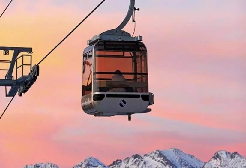 Vail Village King Hotel Room