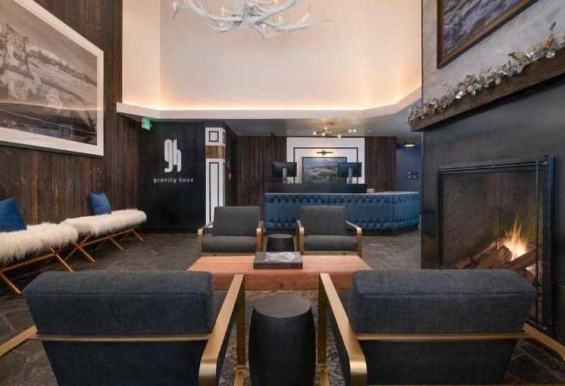 Vail Village King Hotel Room