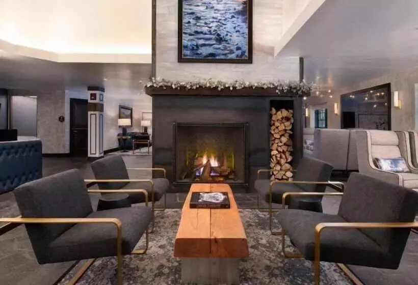 Vail Village King Hotel Room