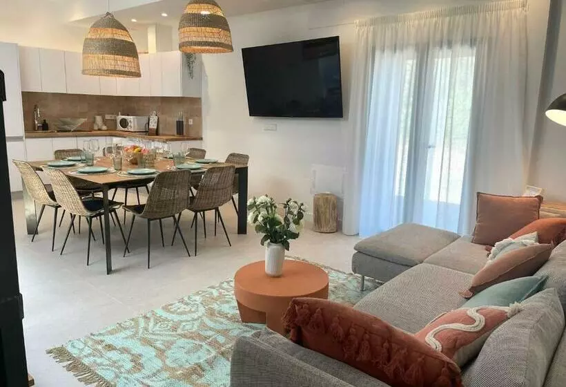 Azul Portmán – Designed For Group