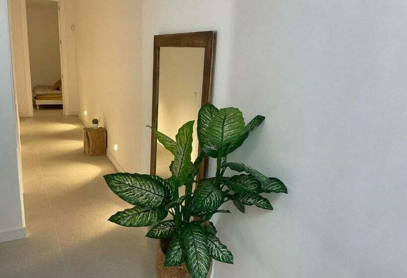 Azul Portmán – Designed For Group