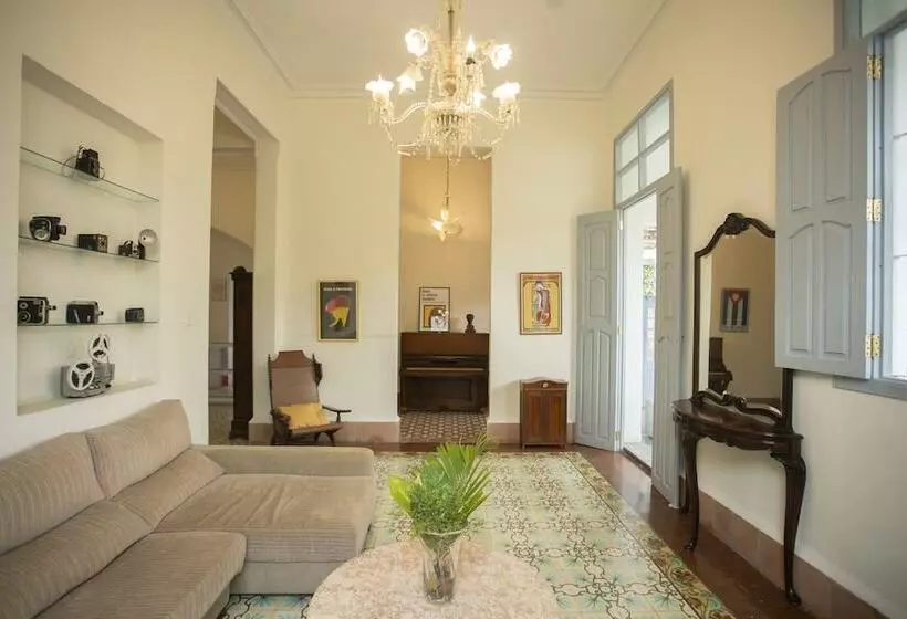ホテル La Reserva Vedado