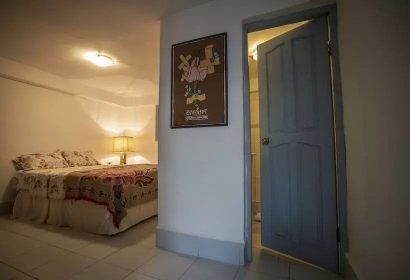 ホテル La Reserva Vedado