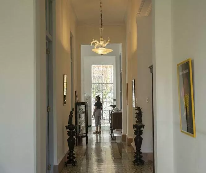 ホテル La Reserva Vedado