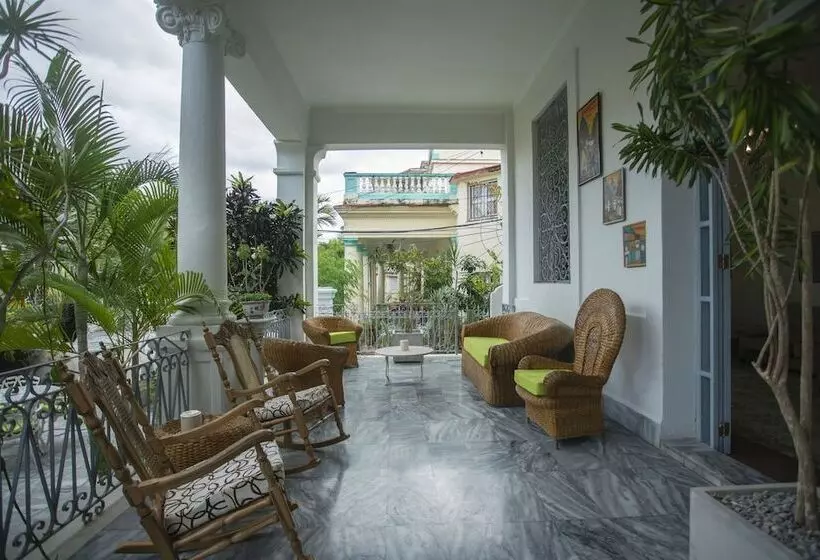 ホテル La Reserva Vedado