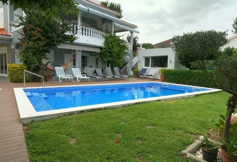 Luxury Apartment 4 Bedrooms Pool In Marisol