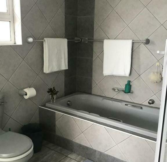 Sa Shores 32 On George Road Britannia Bay