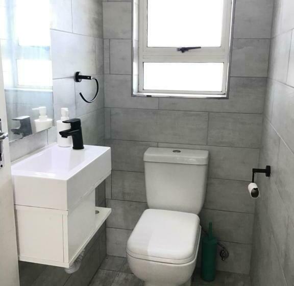 Sa Shores 32 On George Road Britannia Bay