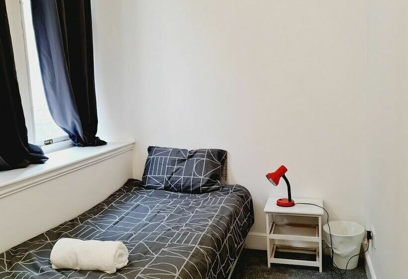 Sleek 2bd Flat Centrally Located In Glasgow