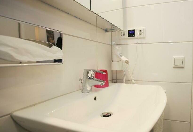 Tonis Apartment Erkrath